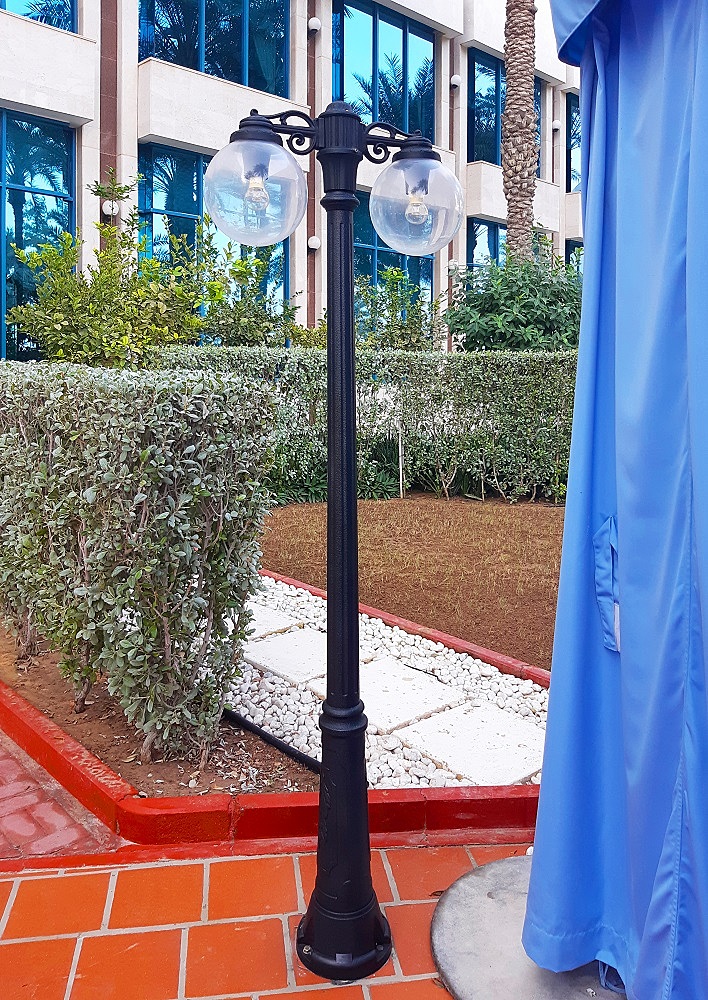 Столб фонарный уличный Fumagalli Globe 250 G25.156.S20.AXF1R