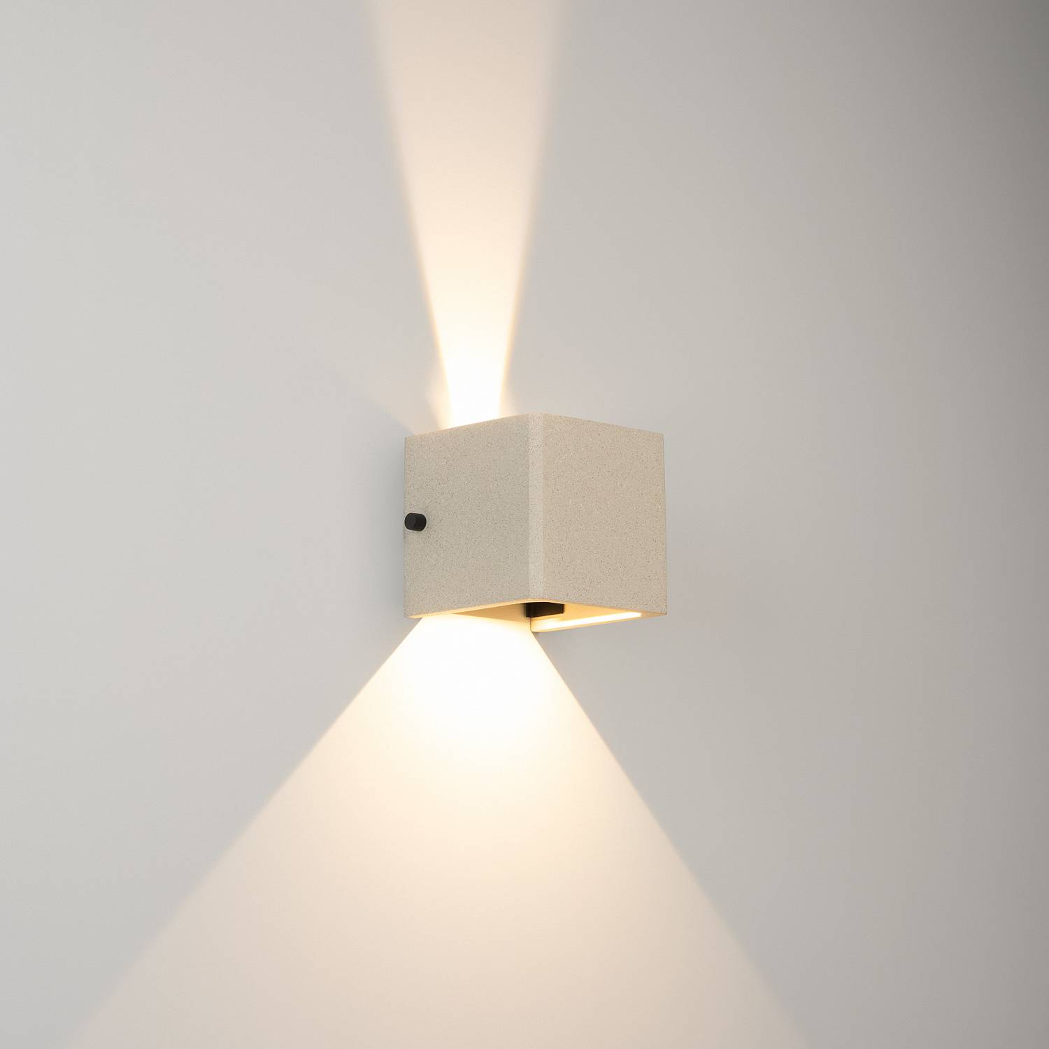 Уличный настенный светильник Arlight Peran 058169