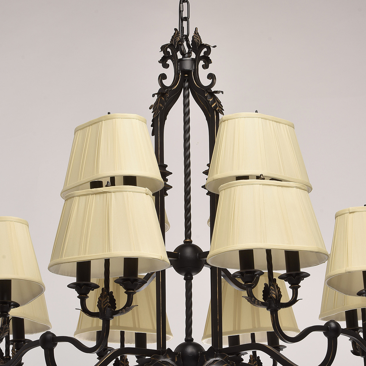 Люстра многоярусная Виктория 401010624 Chiaro