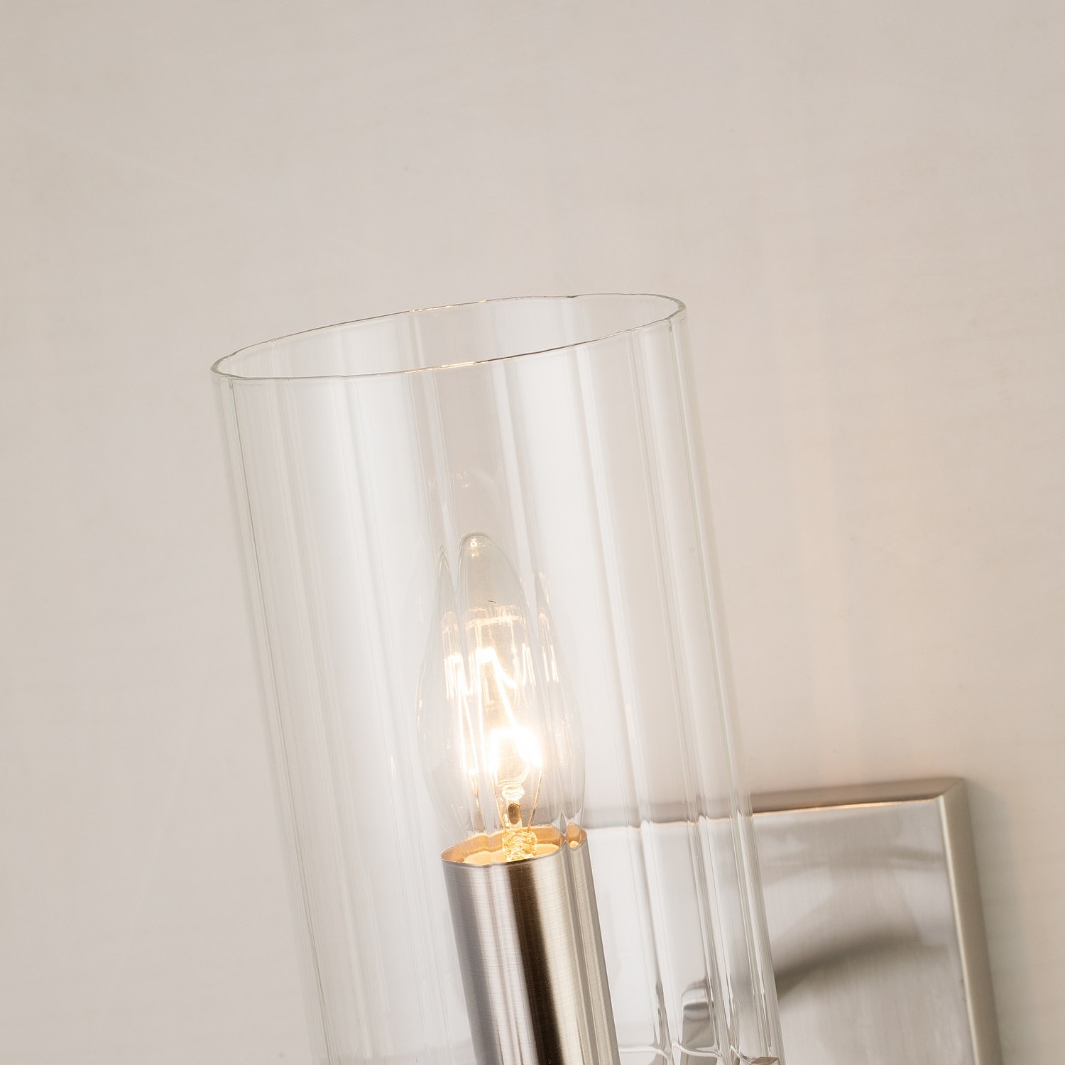 Настенное бра Favourite Stine 2704-1W