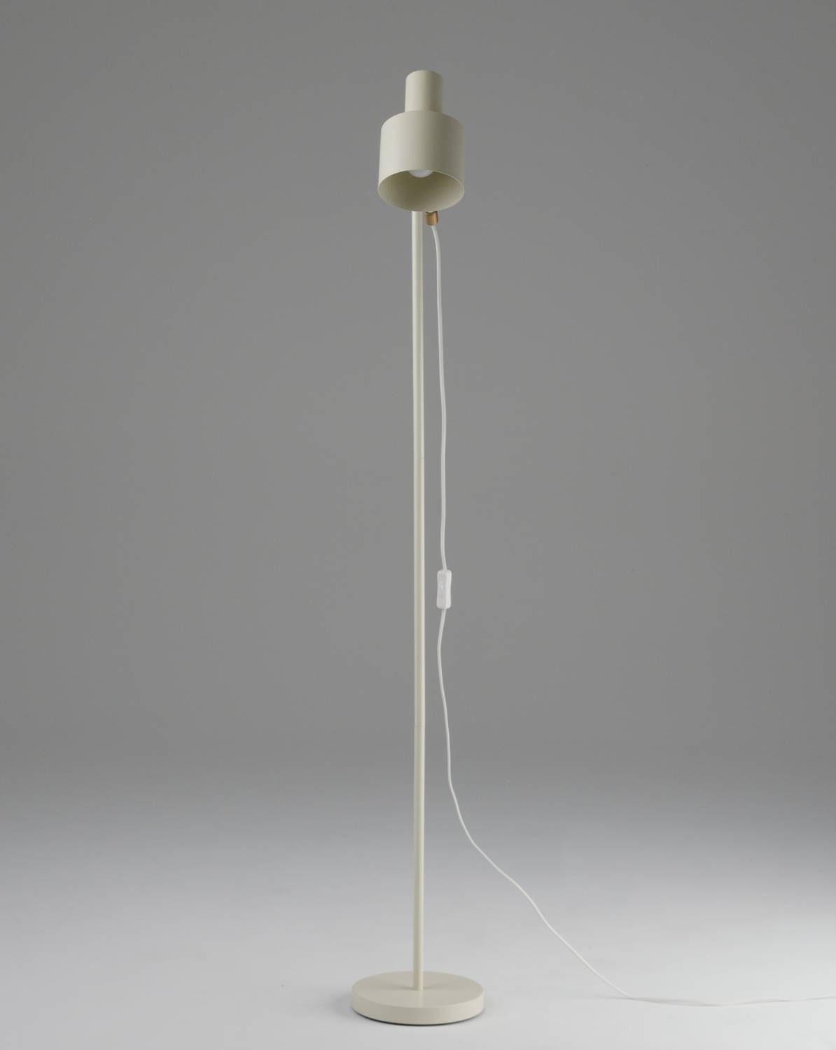 Торшер Moderli Artis V11268-1F