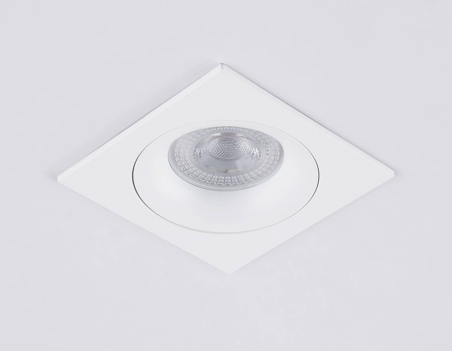 Встраиваемый светильник Ambrella Standard Tech TN102726