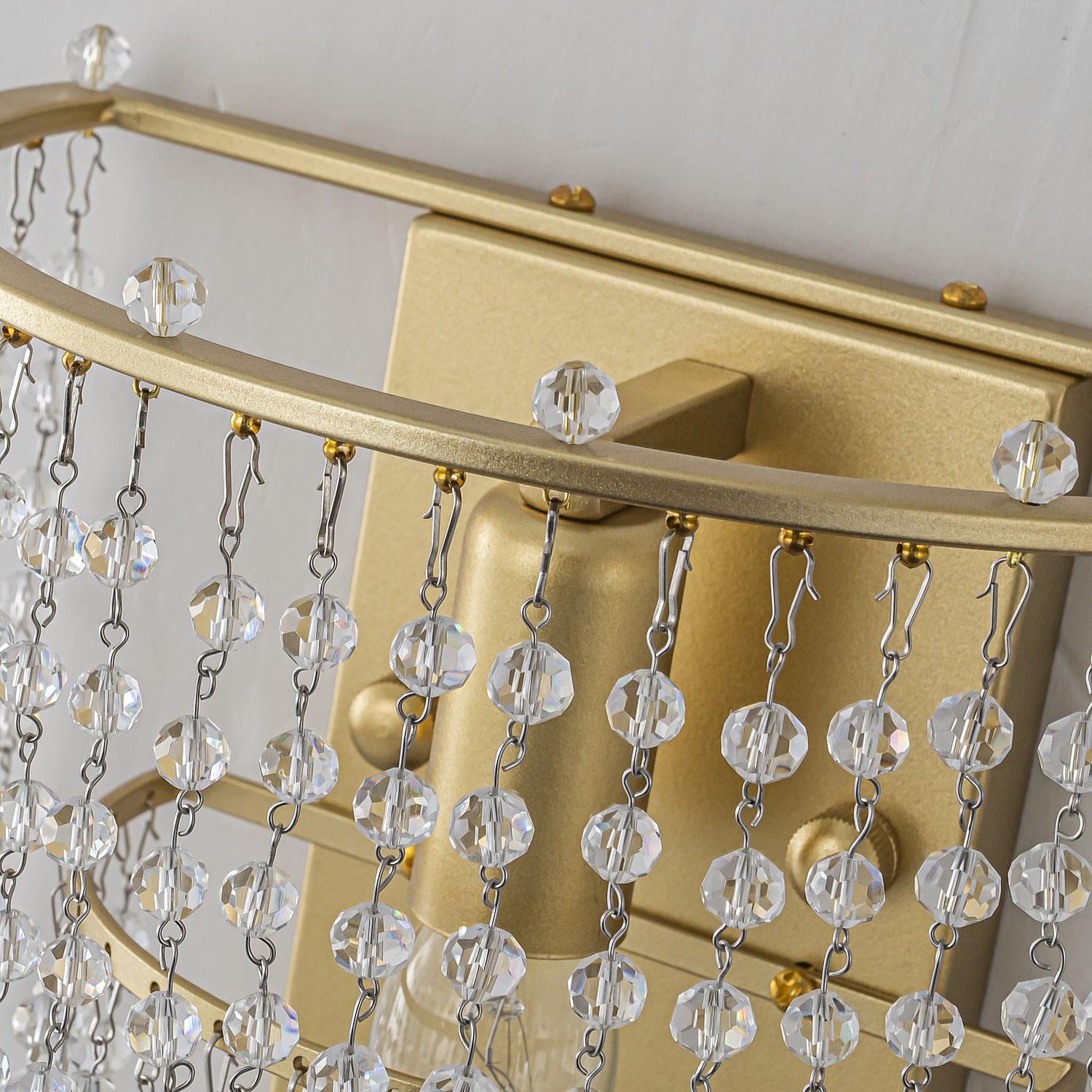 Настенное бра Favourite Fringe 4762-1W