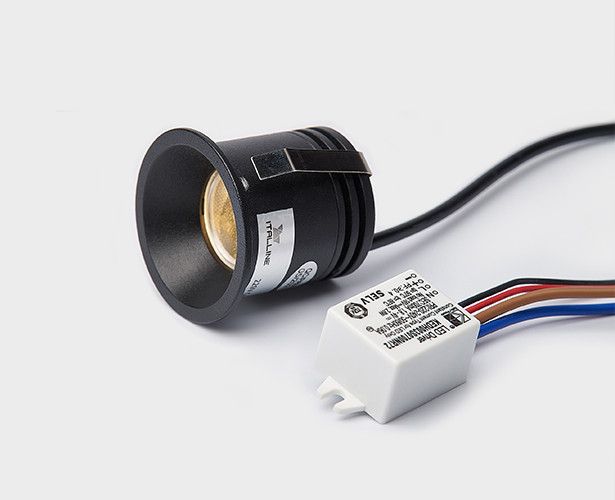 Встраиваемый светильник Italline DL3027 DL 3027 black