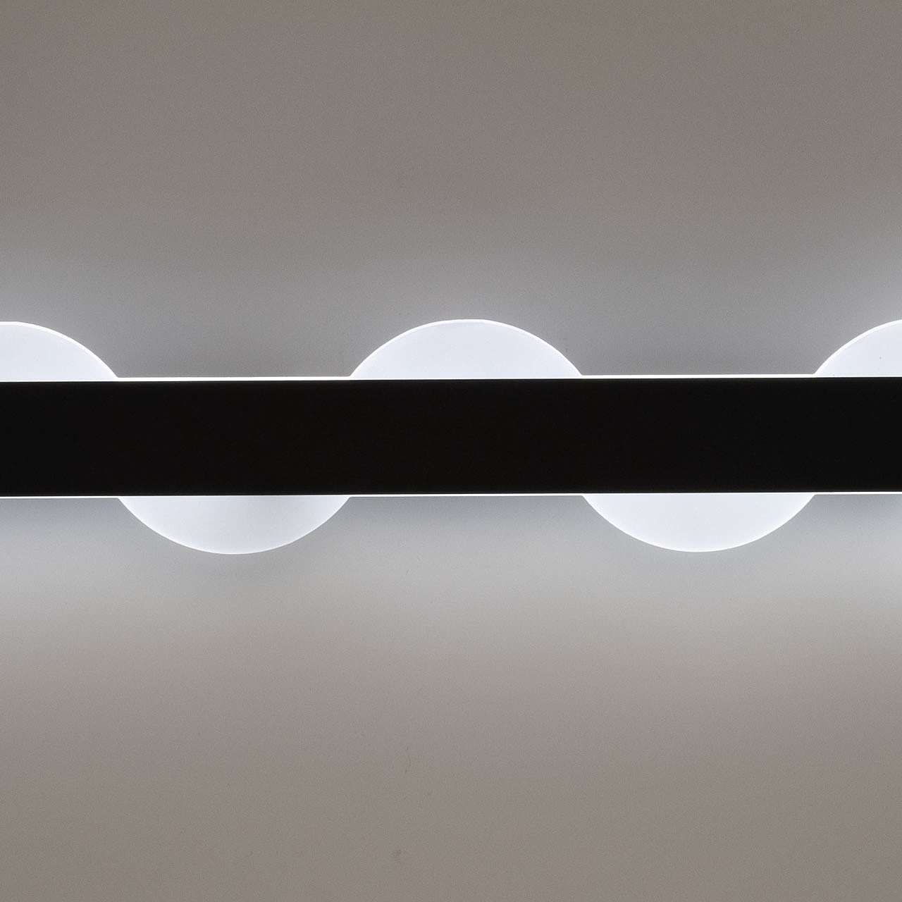 Настенный светильник De Markt Драйв 377024101