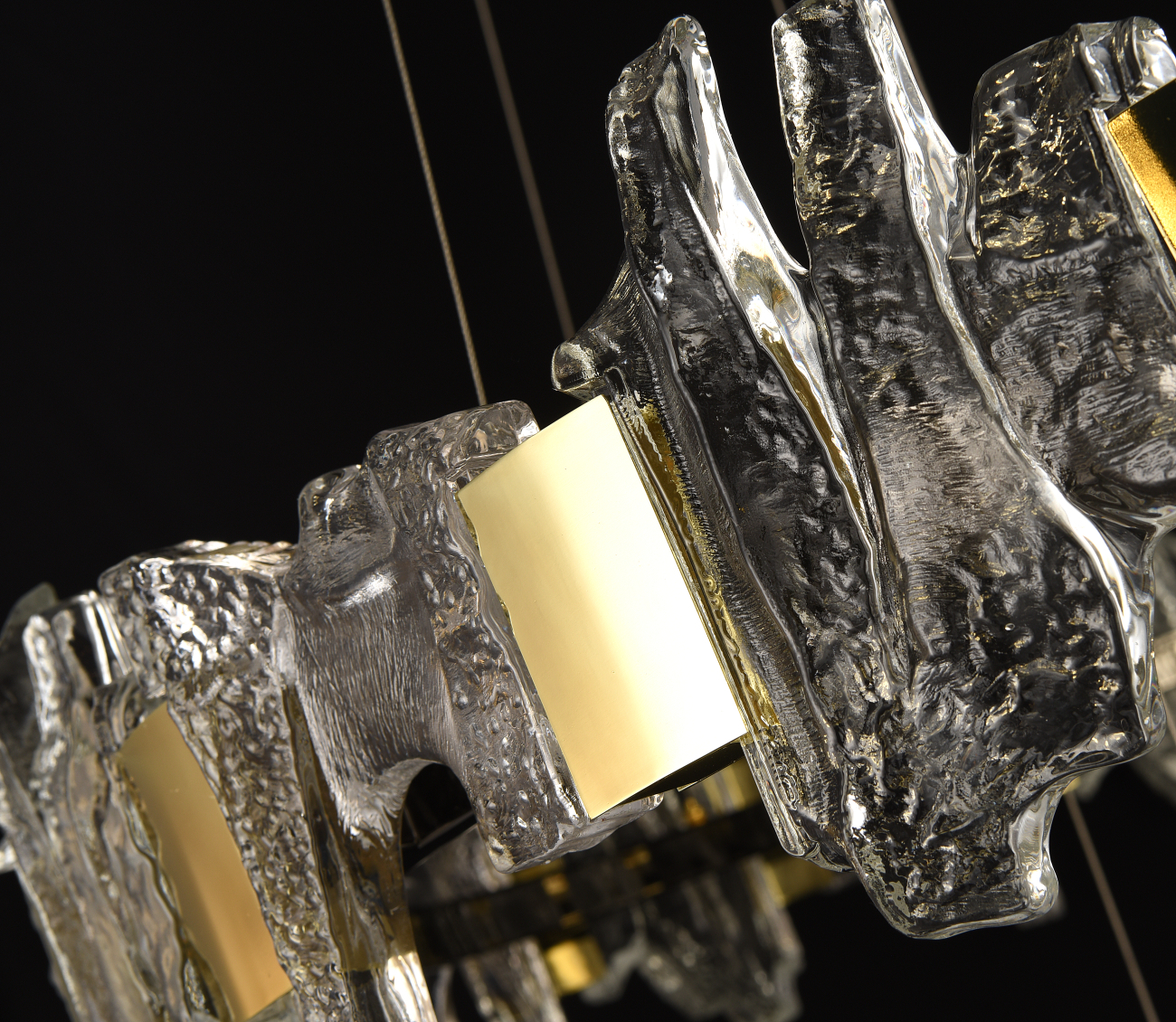 Подвесная люстра LEON Jamila LE3034/1100L GD