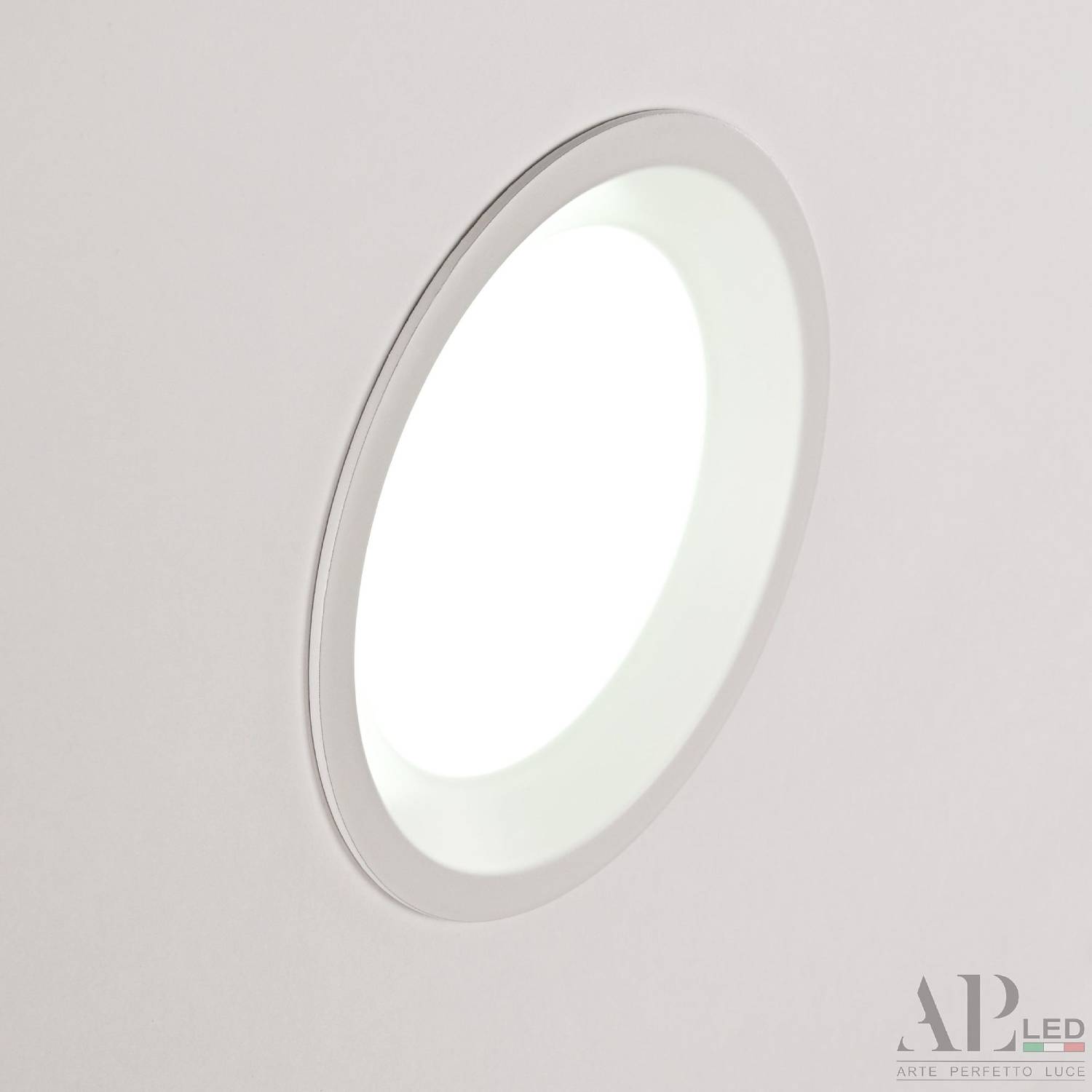 Встраиваемый светильник APL Led Ingrid 3322.LDY12016/12W/6K