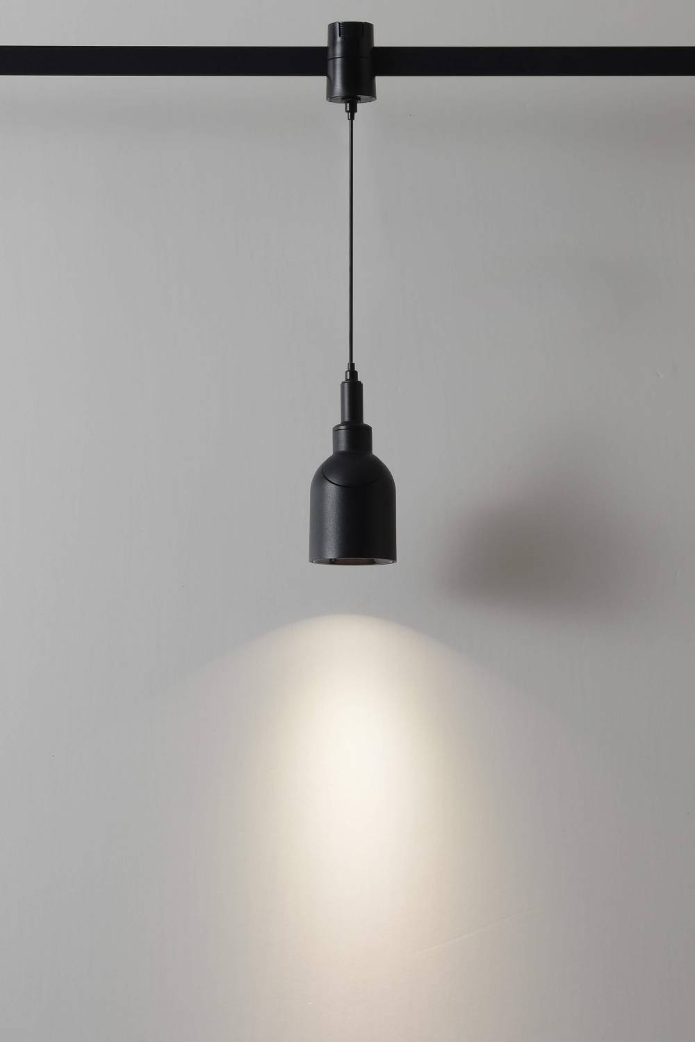 Трековый светильник Crystal Lux Trace 48v CLT 0.37 005 7W BL SMART