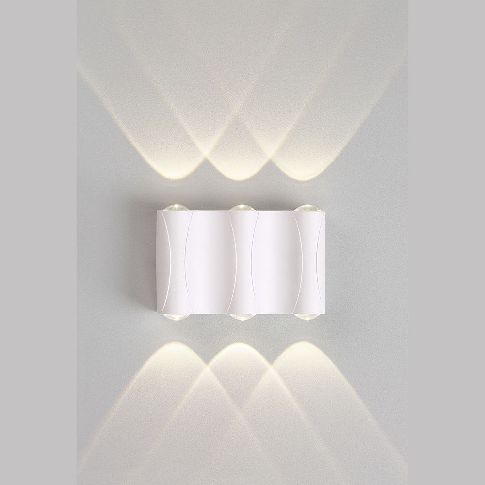 Уличный настенный светильник Crystal Lux Clt 022 CLT 022W3 WH 4000K