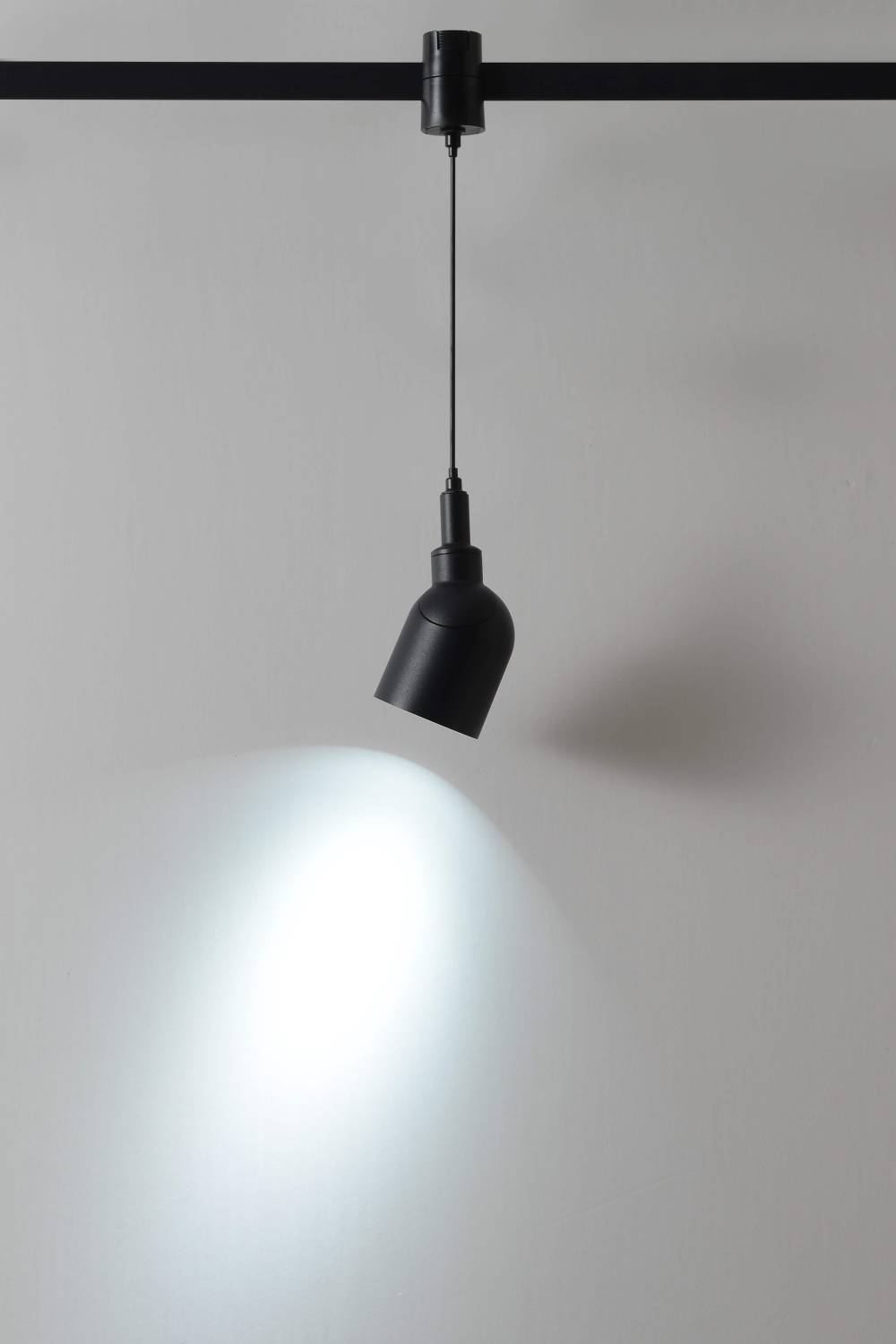 Трековый светильник Crystal Lux Trace 48v CLT 0.37 005 7W BL SMART