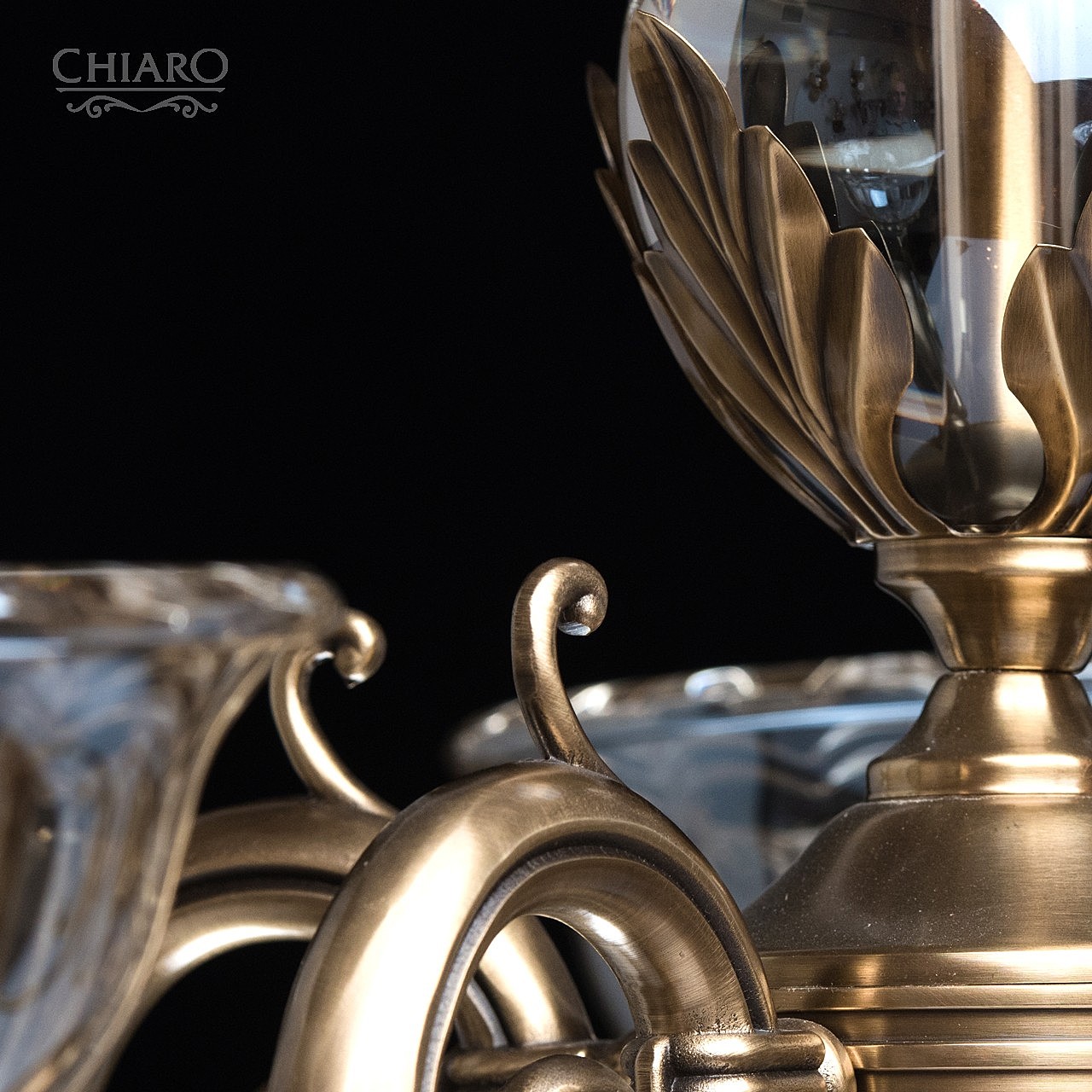 Подвесная люстра Chiaro Паула 411010905