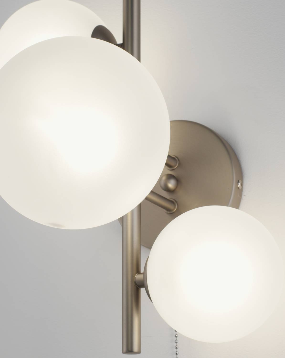 Настенное бра Moderli Molly V11464-3W