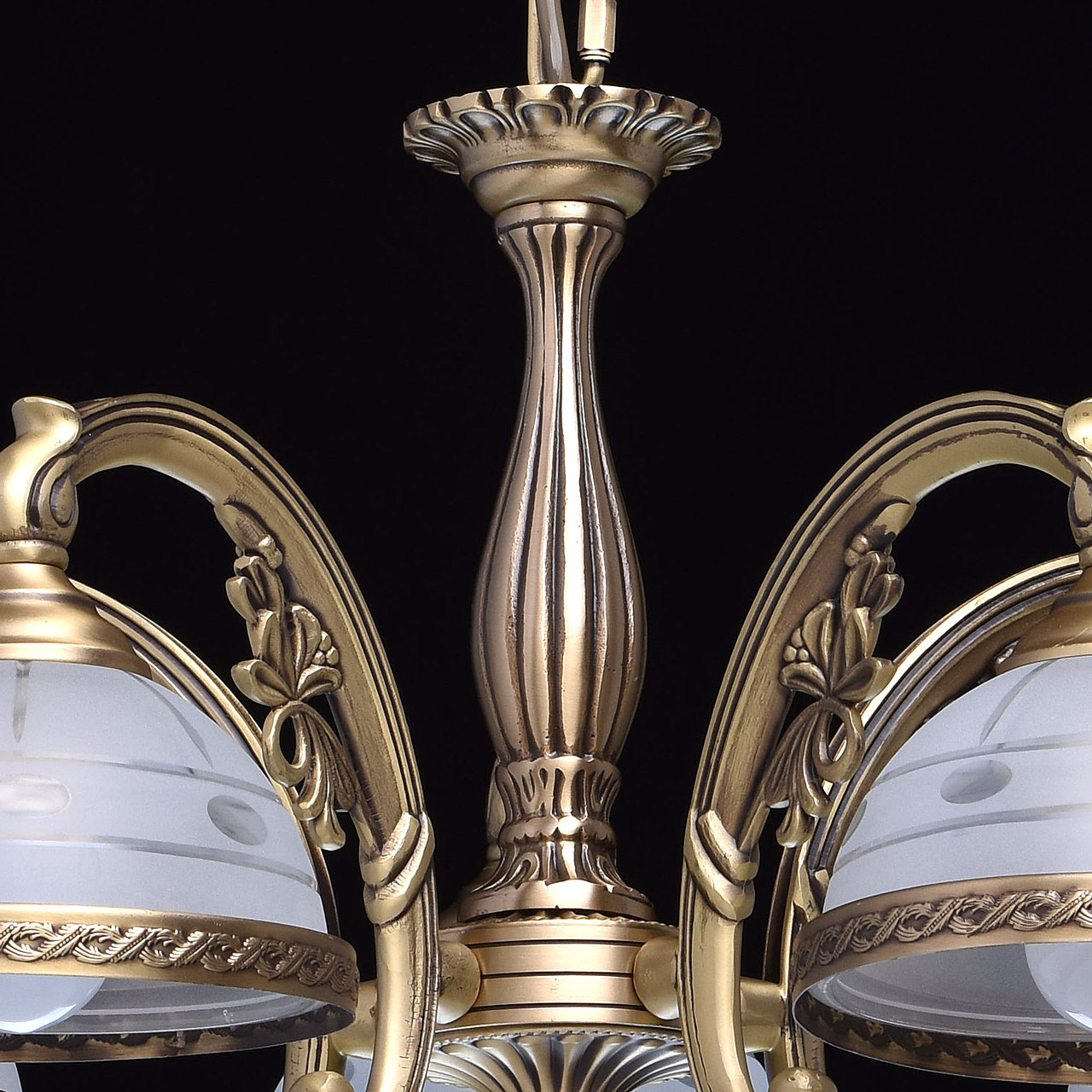 Подвесная люстра MW Light Ангел 295011005 Подвесная люстра MW Light Ангел 295011005