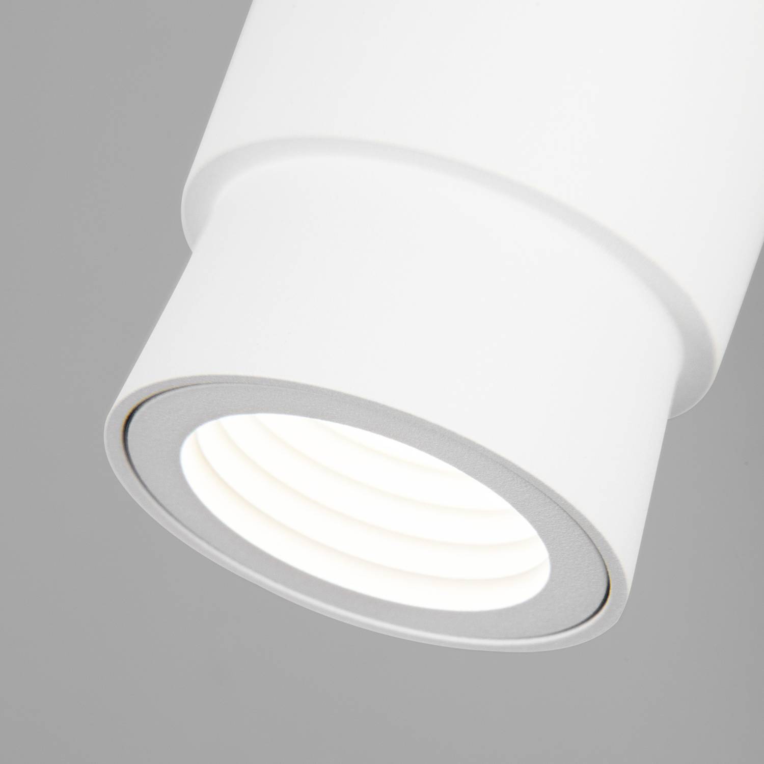 Светильник спот Eurosvet Plat 20125/1 LED белый