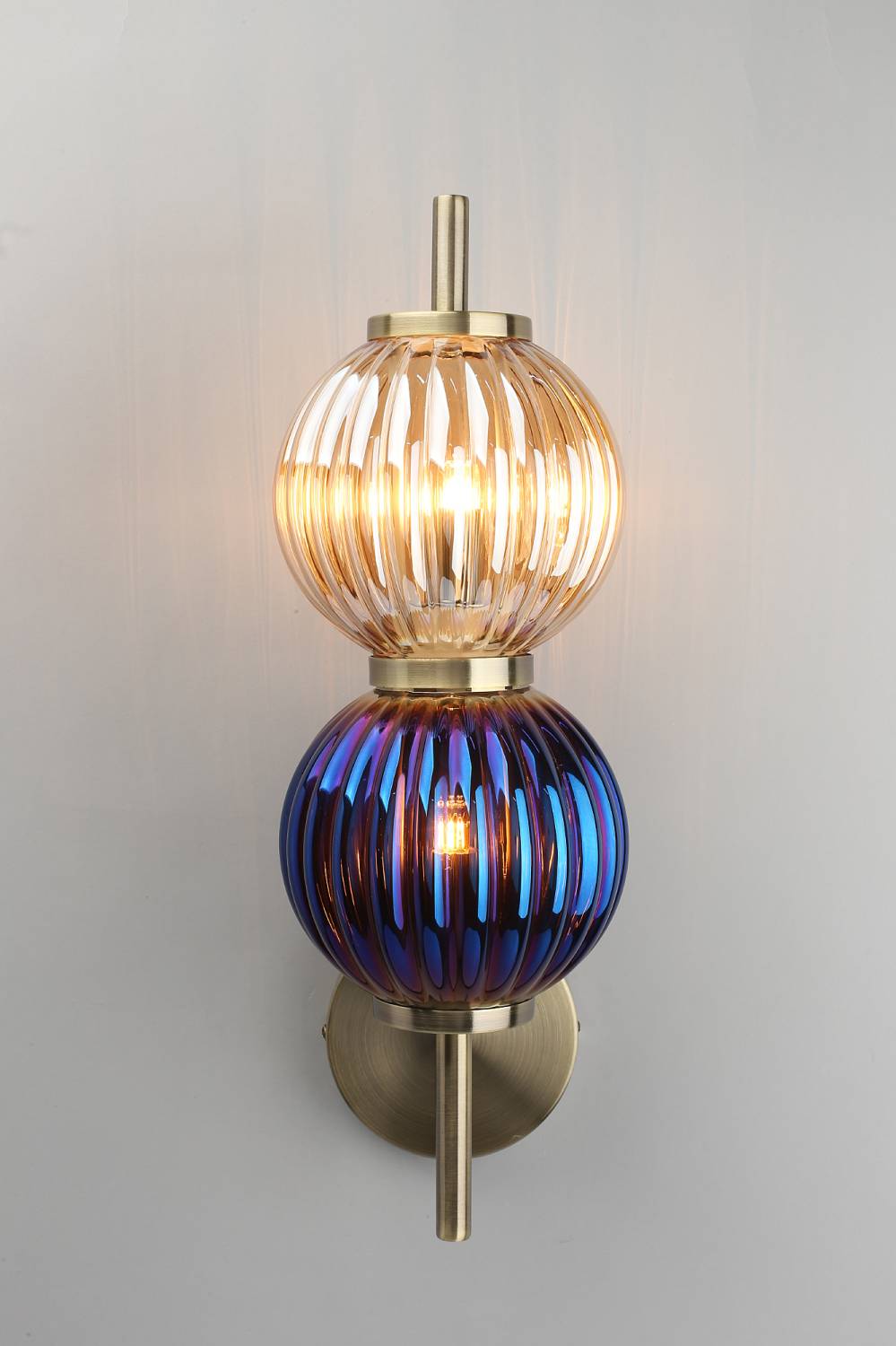 Настенное бра Aployt Zhizel APL.608.11.02