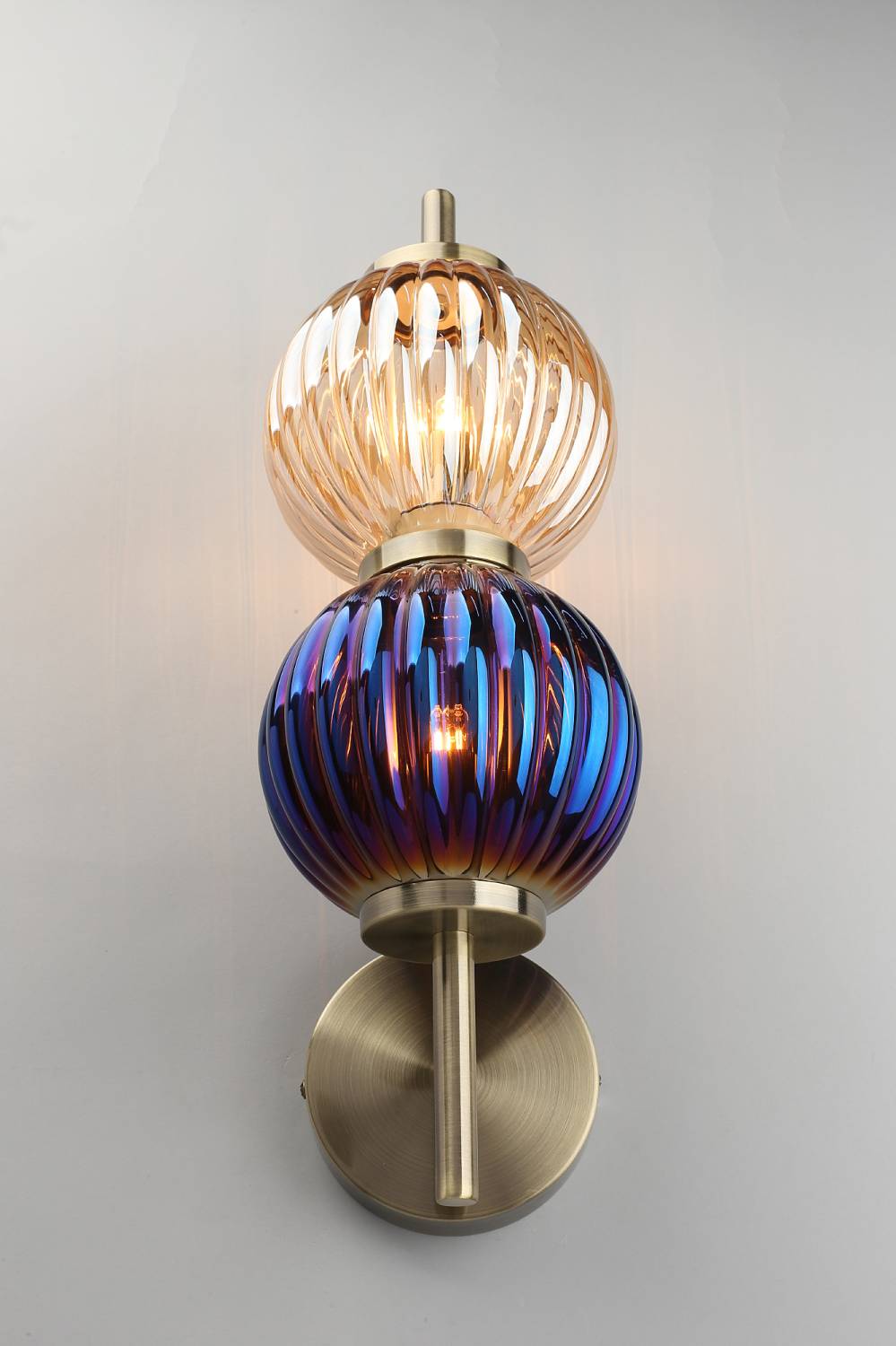 Настенное бра Aployt Zhizel APL.608.11.02