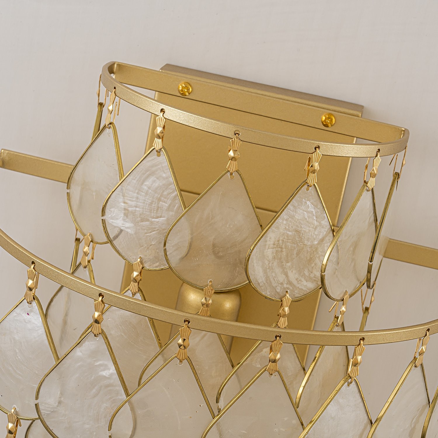 Настенное бра Favourite Mollitia 4763-1W