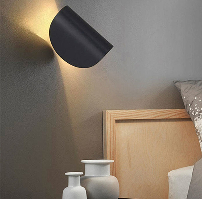 Настенный светильник LIGHTERA Santa LE245W-2B