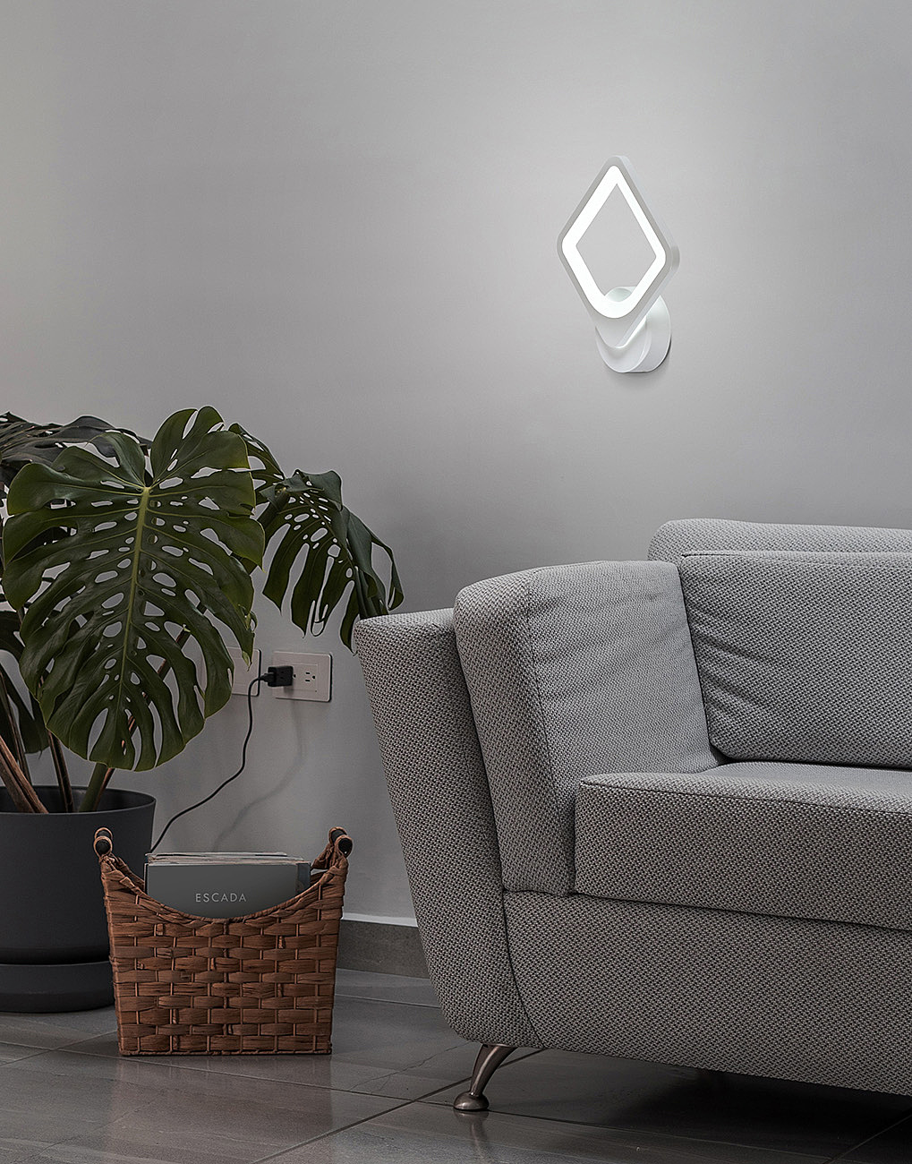 Настенное бра Escada Square 10220/1LED 18W