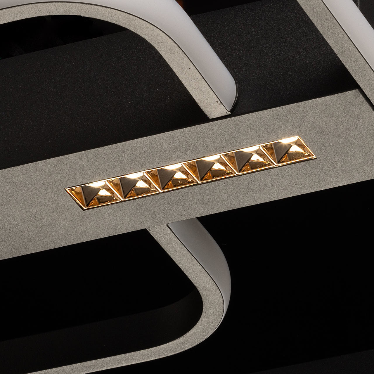 Потолочная люстра De Markt Драйв 377014401