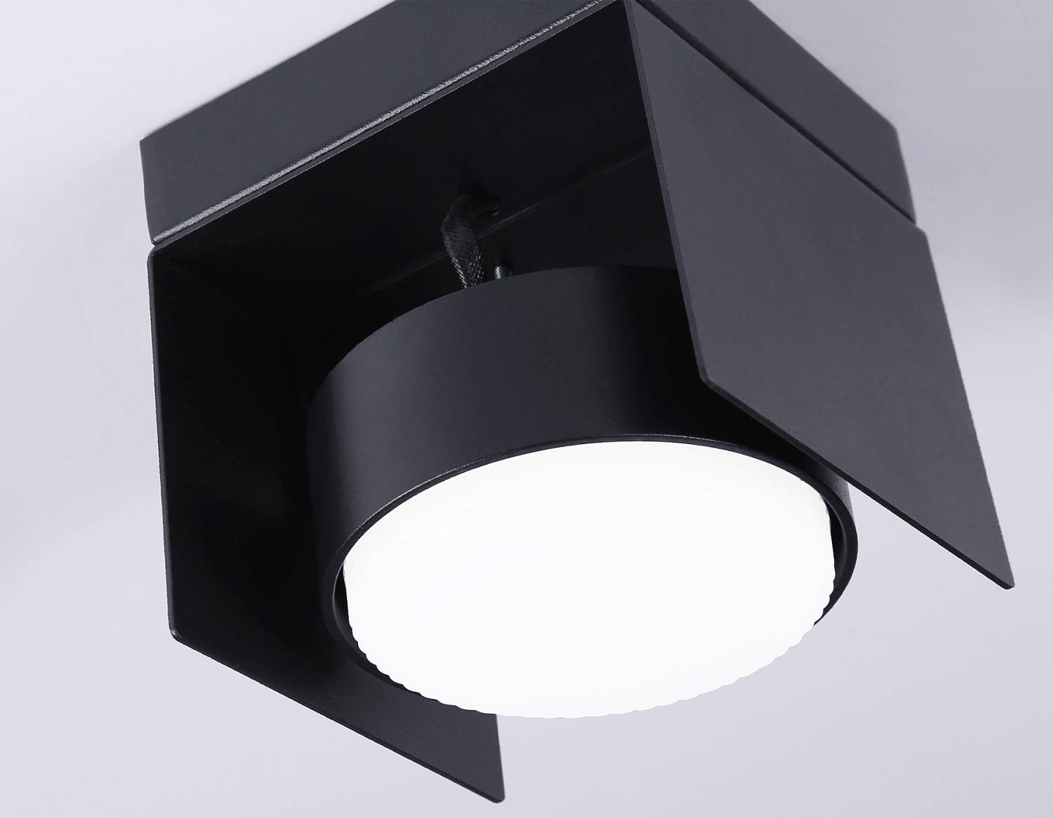 Накладной светильник Ambrella GX Standard tech TN70842