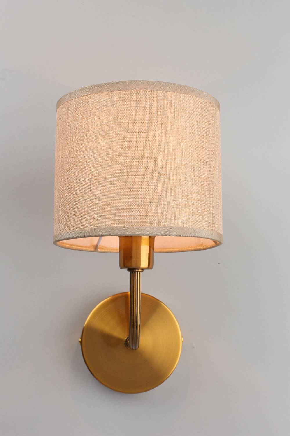 Настенное бра Omnilux Barumini OML-56901-01 Настенное бра Omnilux Barumini OML-56901-01