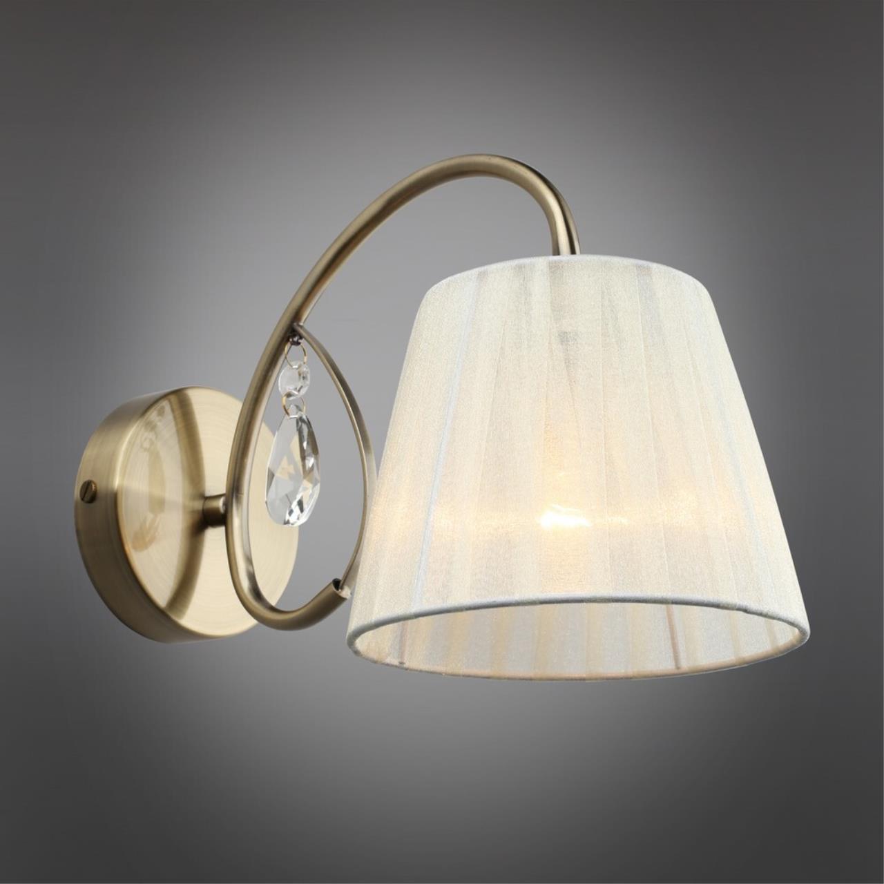 Настенное бра Omnilux Cardillo OML-56611-01 Настенное бра Omnilux Cardillo OML-56611-01