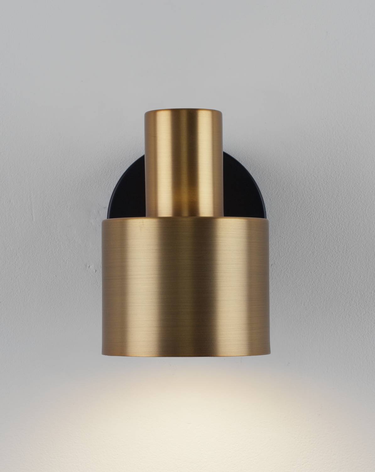 Настенный светильник Moderli Artis V11274-1W