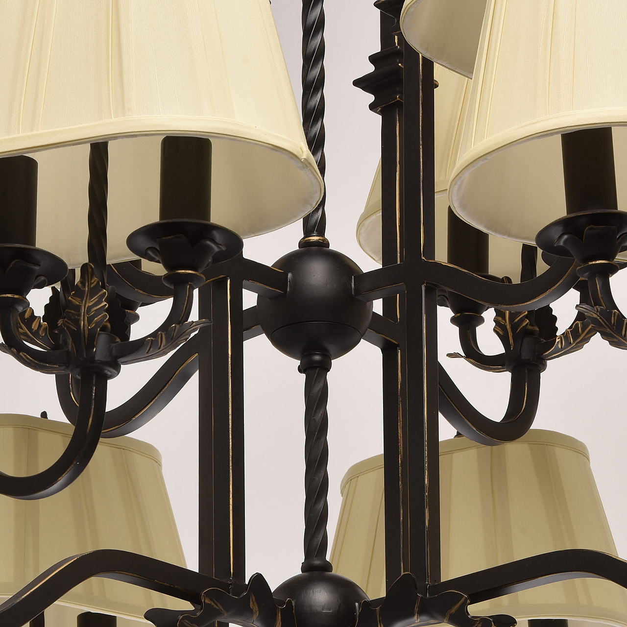 Люстра многоярусная Виктория 401010624 Chiaro