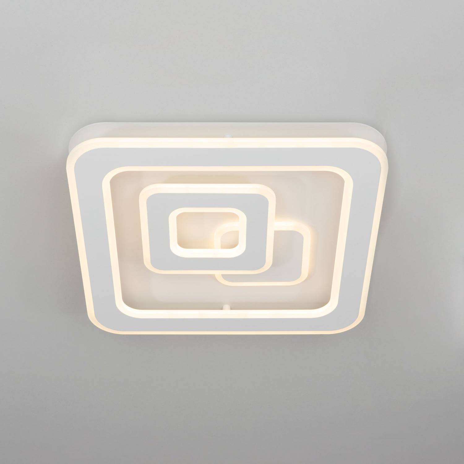 Потолочная люстра Citilux Квест CL739140