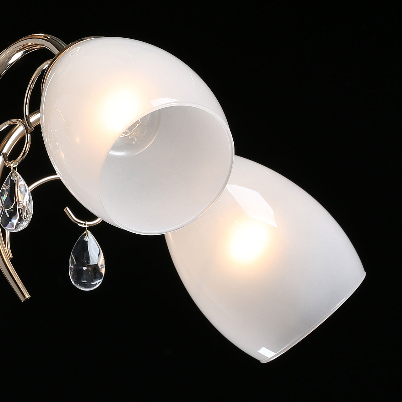 Потолочная люстра De Markt Грация 677010805