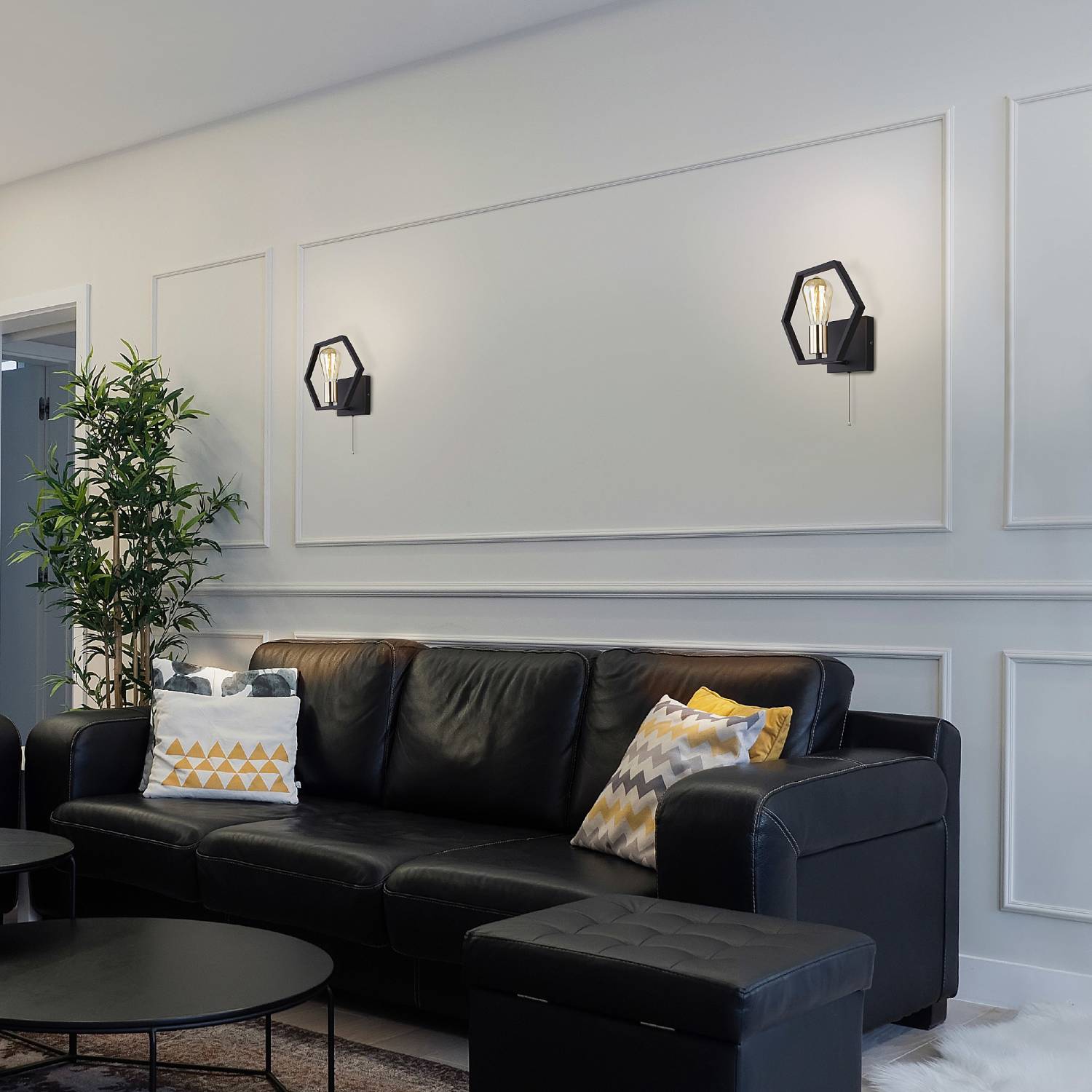 Настенное бра Eurosvet Arnia 70117/1 черный