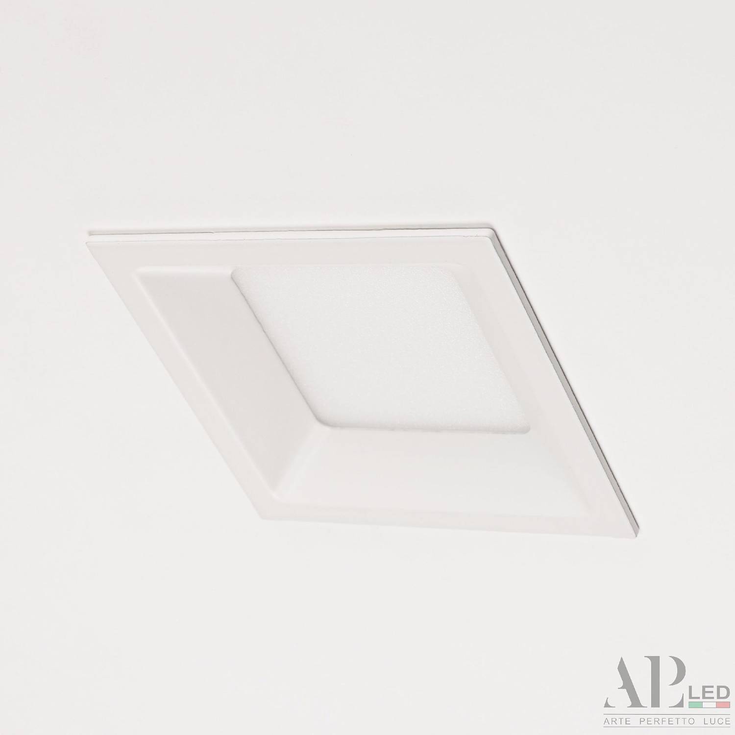 Встраиваемый светильник APL Led Ingrid 3322.LDF5016/5W/4K