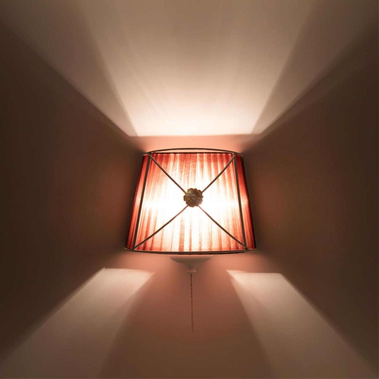 Настенное бра с выключателем Citilux Дрезден CL409323