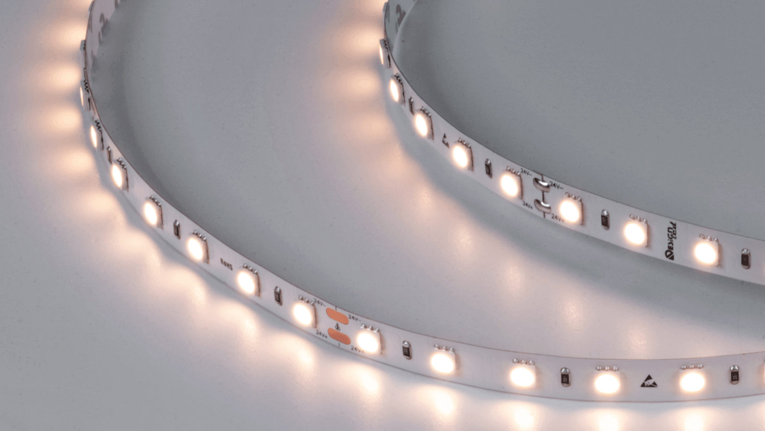 Светодиодная лента SWG DesignLed DSG560 DSG560-24-WW-33