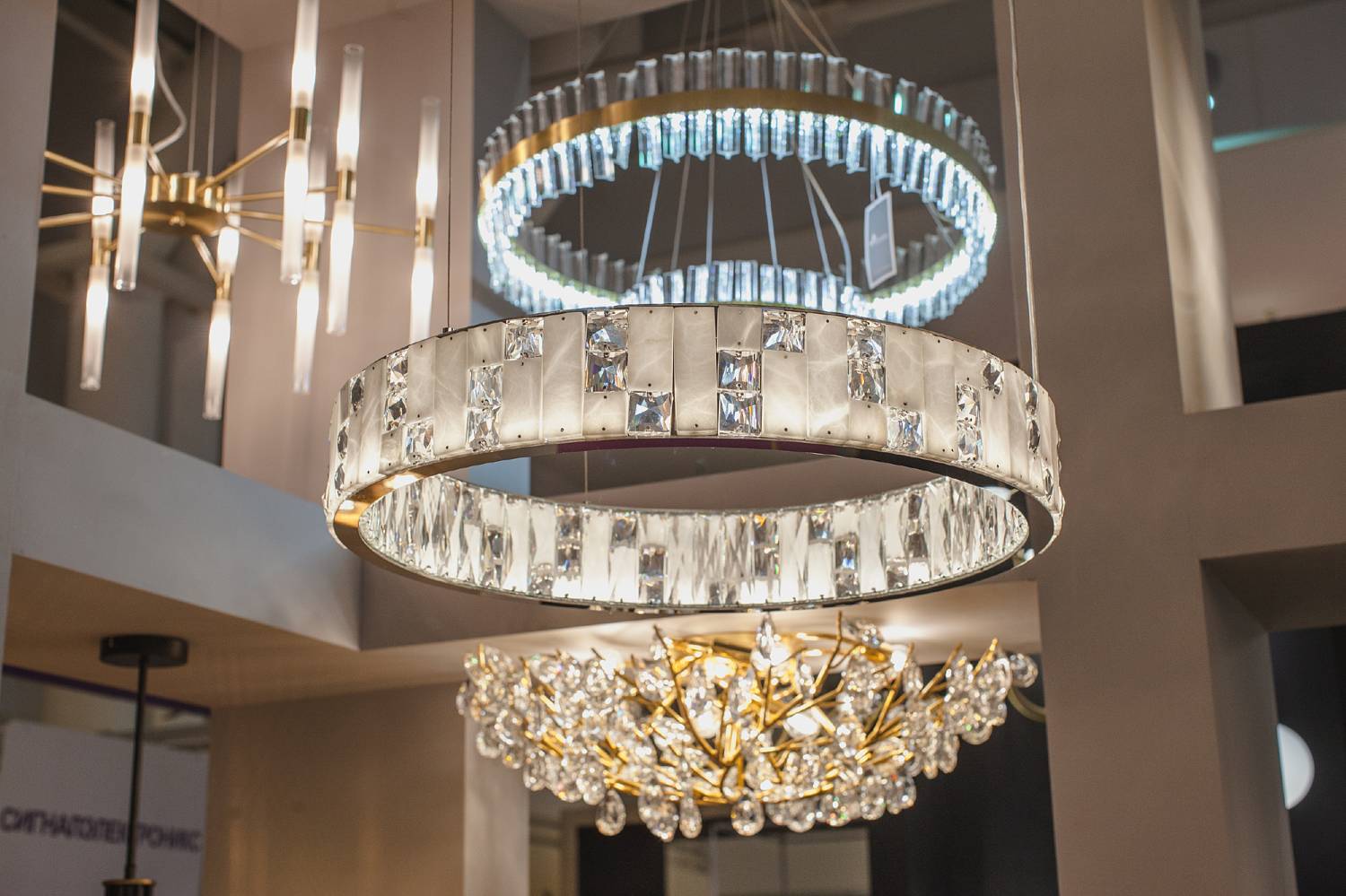 Подвесная люстра Favourite Chapiteau 4205-6P