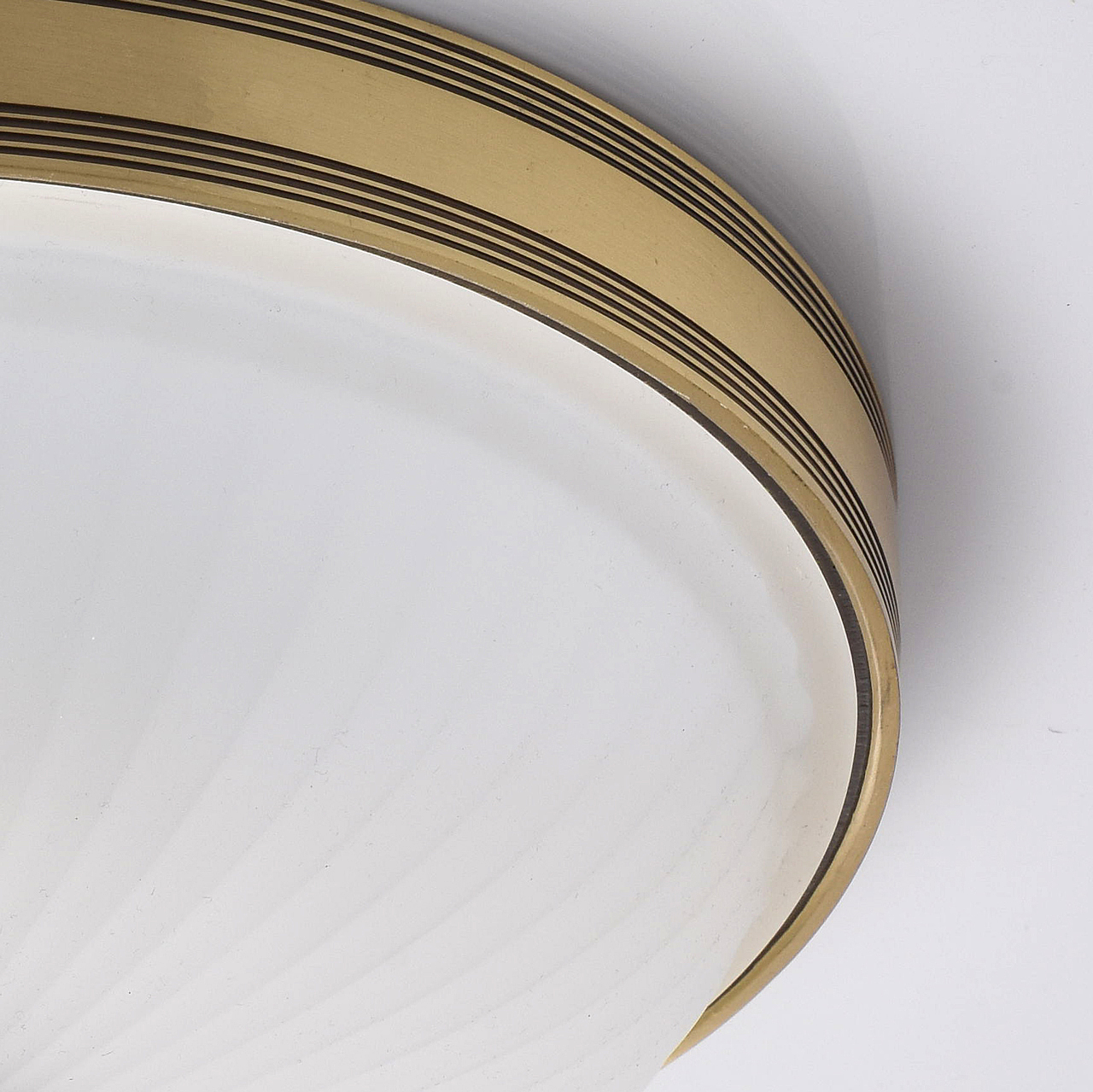 Настенно потолочный светильник MW Light Ангел 295013402 Настенно потолочный светильник MW Light Ангел 295013402