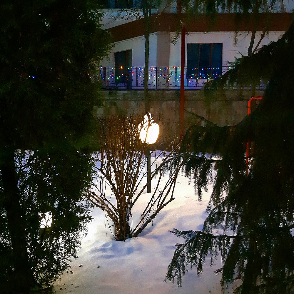 Уличный наземный светильник Fumagalli Cana C50.163.000.AYE27