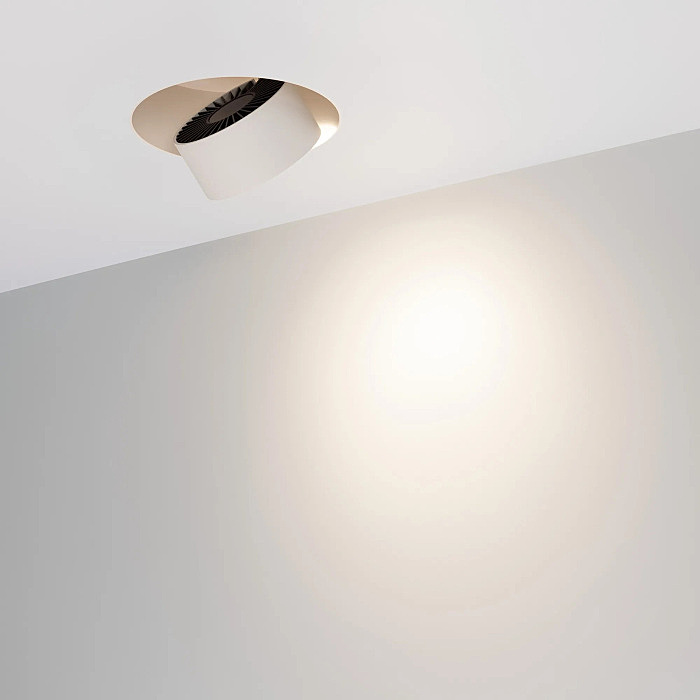 Встраиваемый светильник под шпаклевку Arlight Plurio 038065