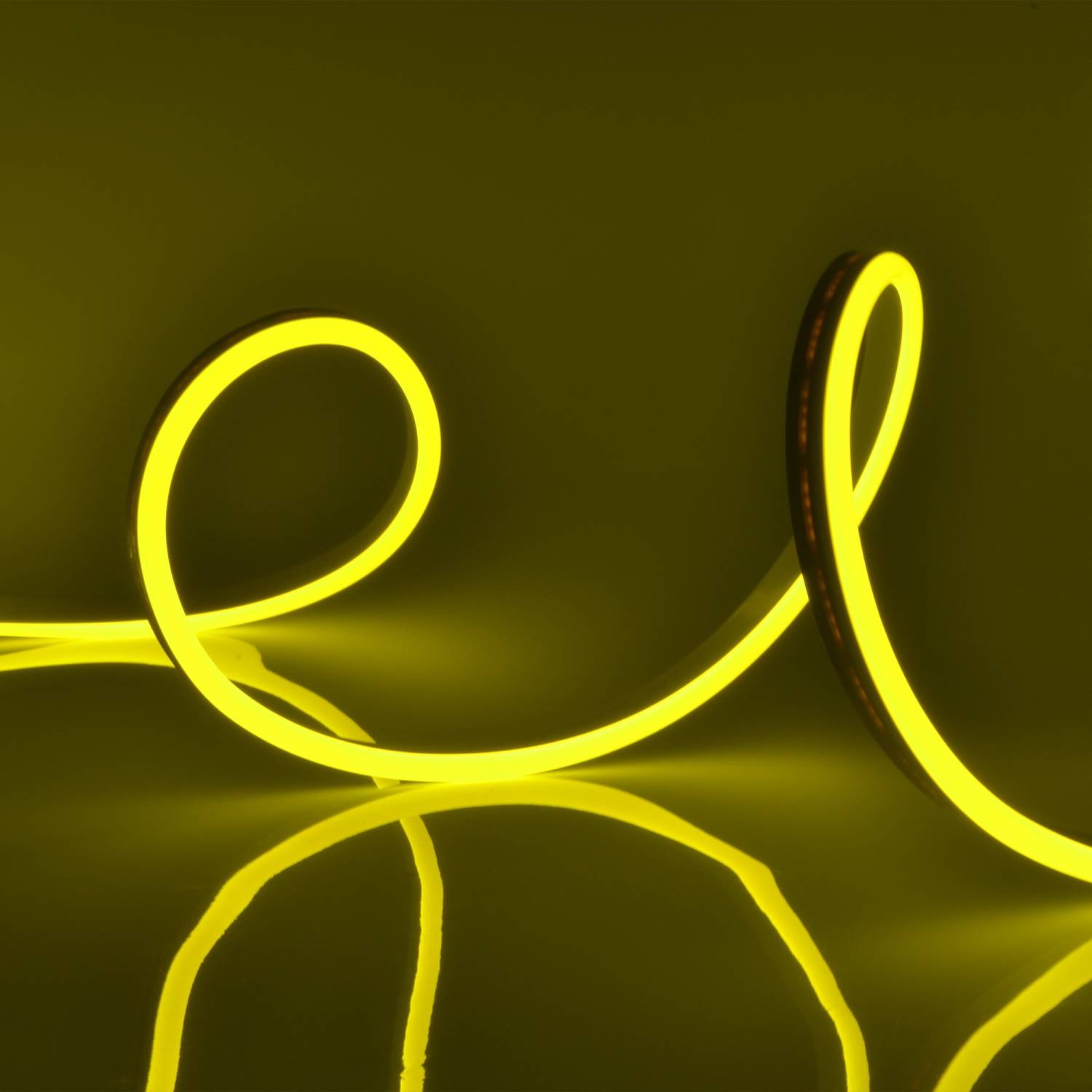 Светодиодный шнур Uniel ULS-N21-2835-120LED/m-8mm-IP67-220V-8W/m-50M-YELLOW бобина