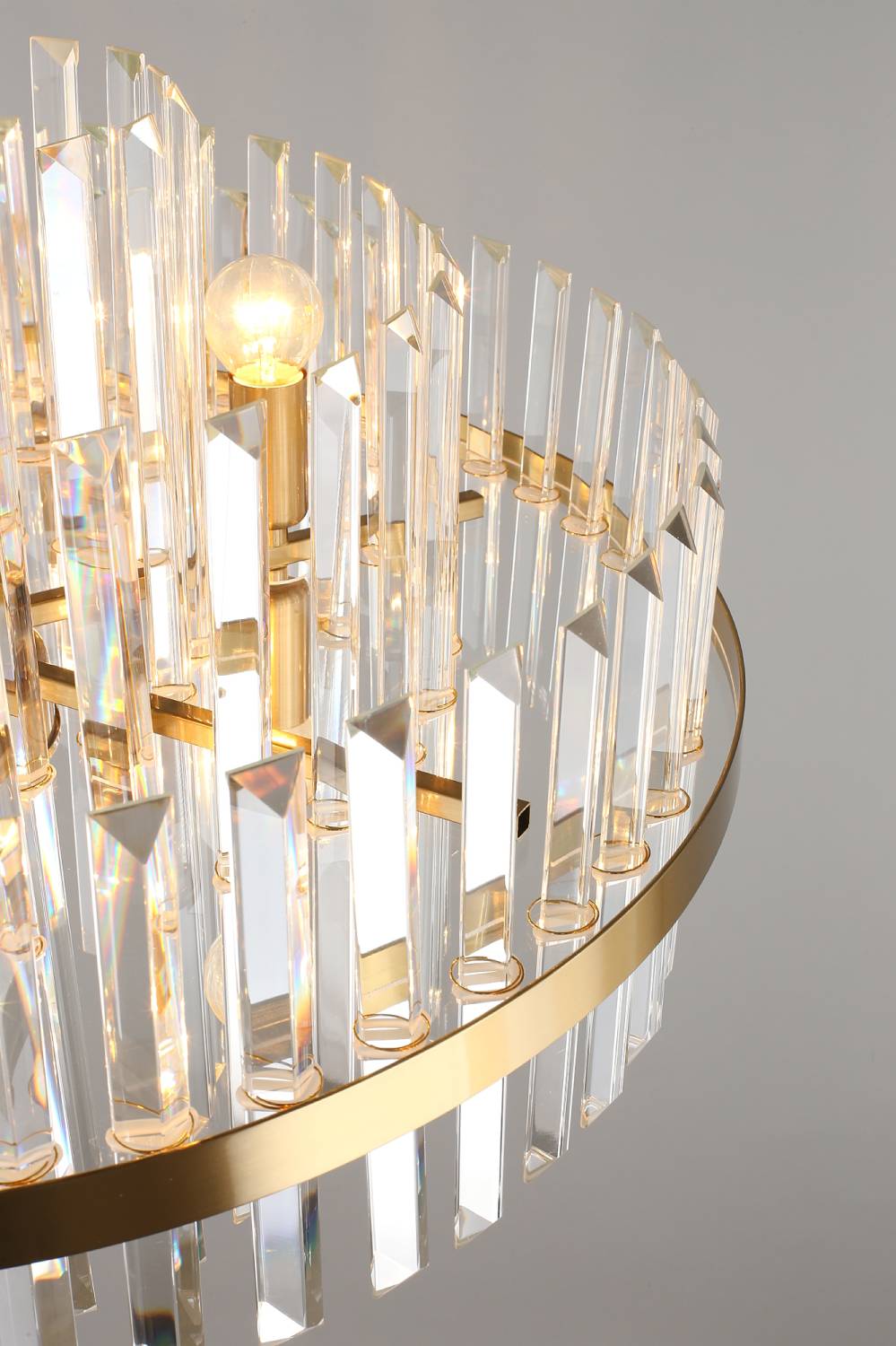 Люстра на штанге Omnilux Saviano OML-69017-09