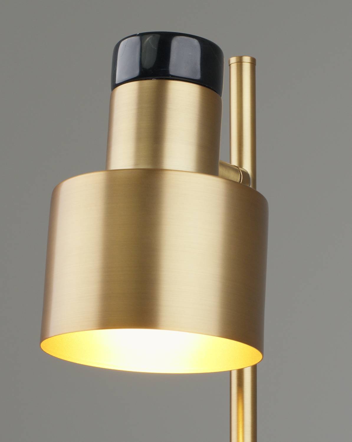 Настольная лампа Moderli Goldy V11307-1T