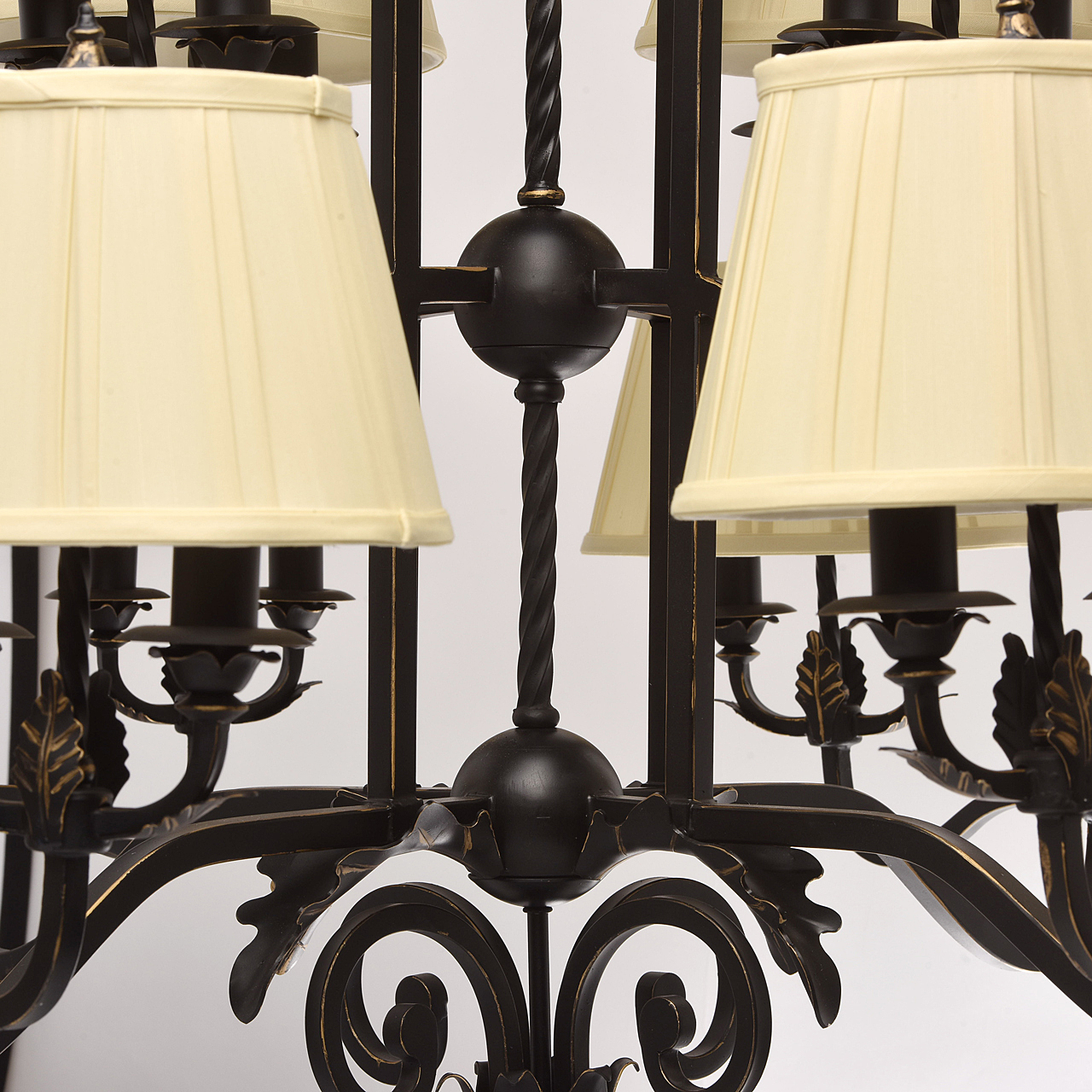 Люстра многоярусная Виктория 401010624 Chiaro