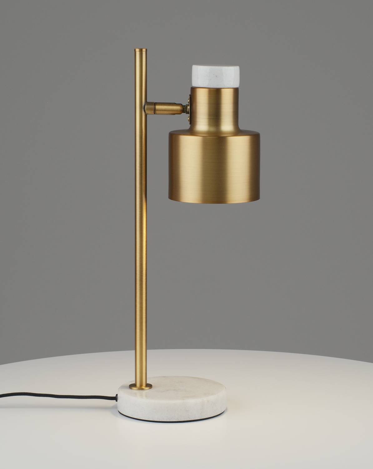 Настольная лампа Moderli Goldy V11308-1T