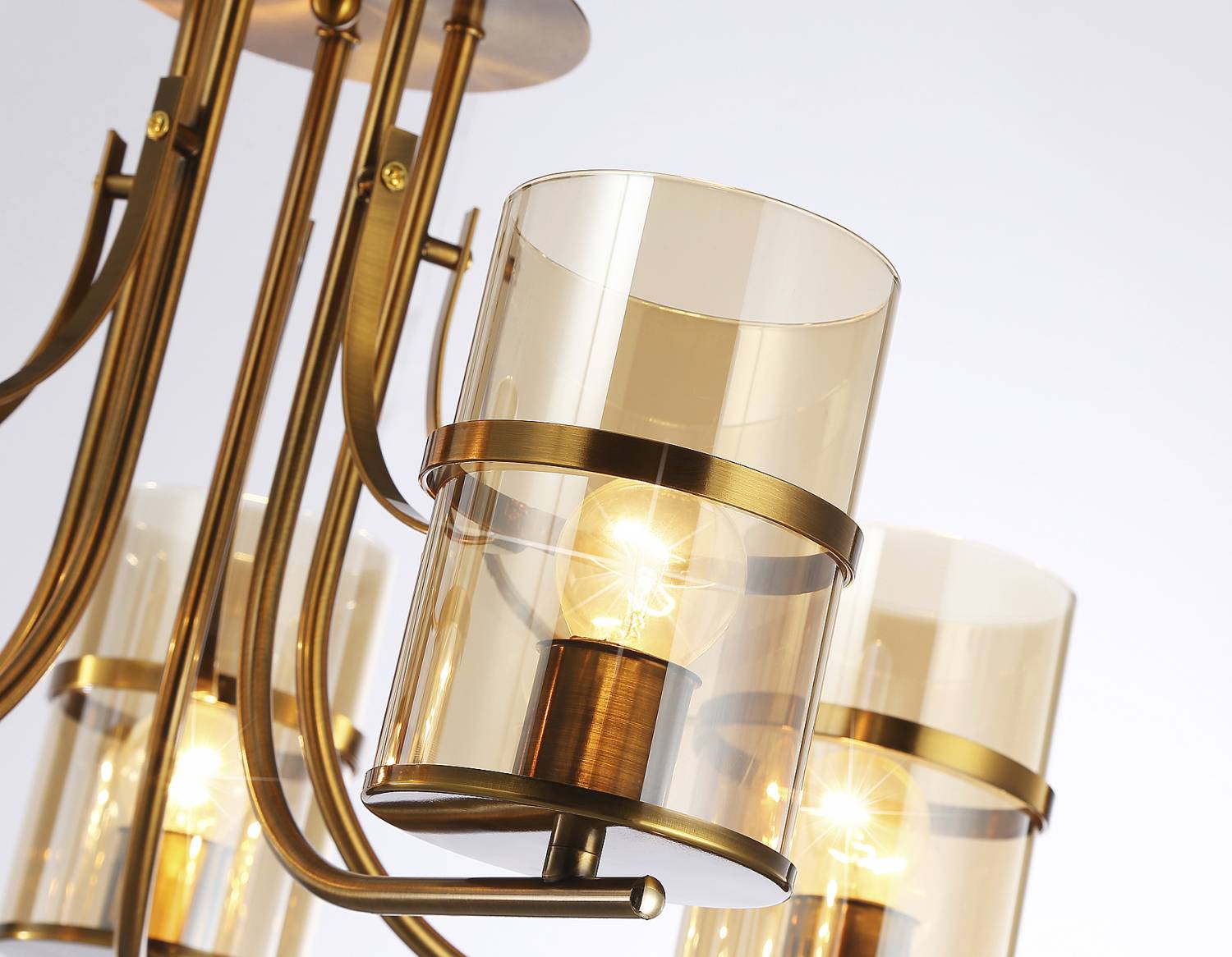 Потолочная люстра Ambrella Traditional TR3222