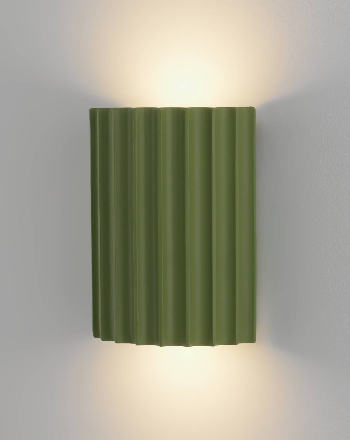 Настенное бра Moderli Bailey V11222-WL