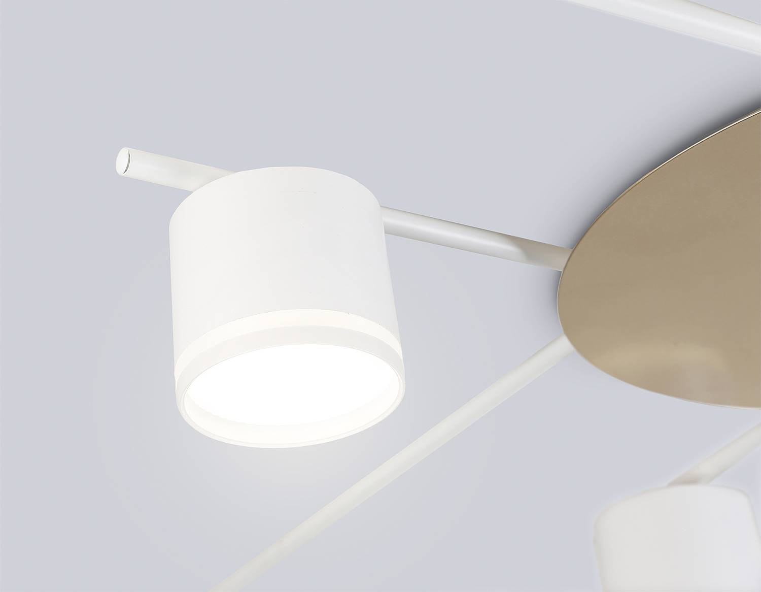 Потолочная люстра Ambrella Style GX53 FL51759