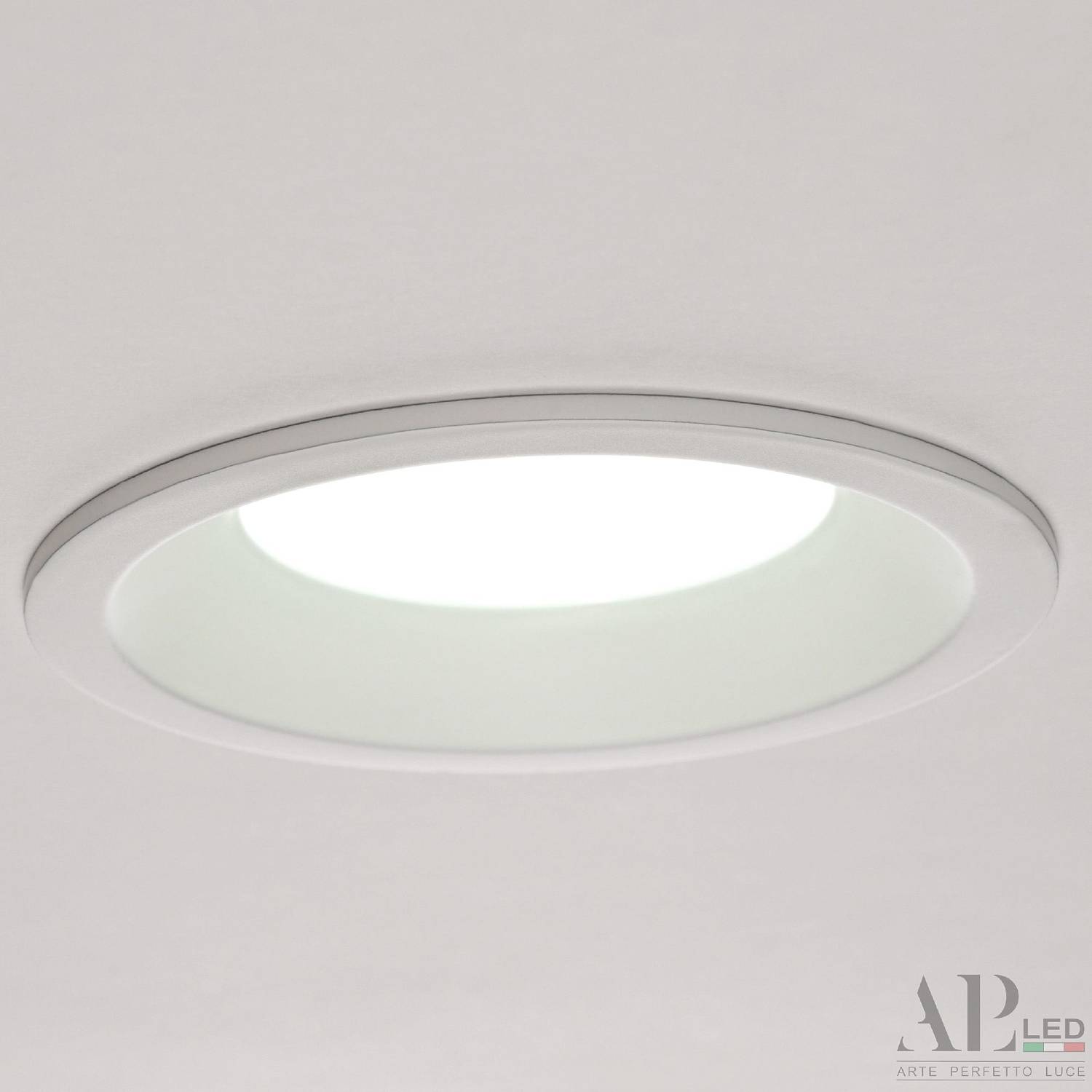 Встраиваемый светильник APL Led Ingrid 3322.LDY5016/5W/6K
