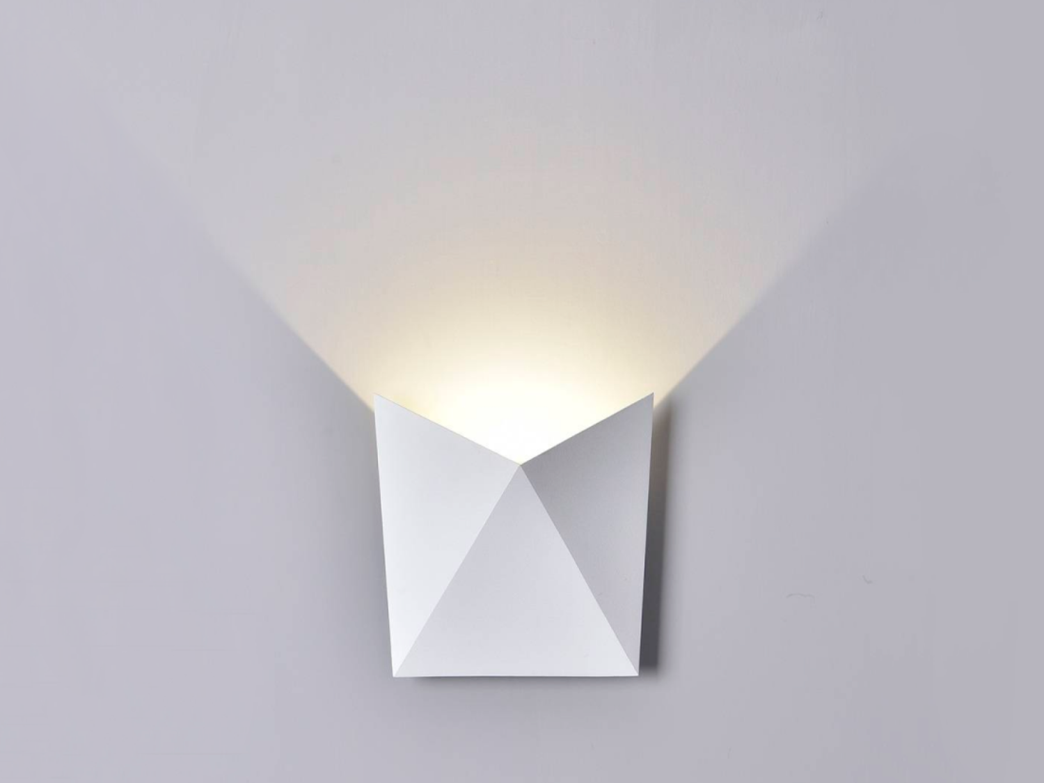 Уличный настенный светильник SWG DesignLed GW GW-A816-7-WH-NW