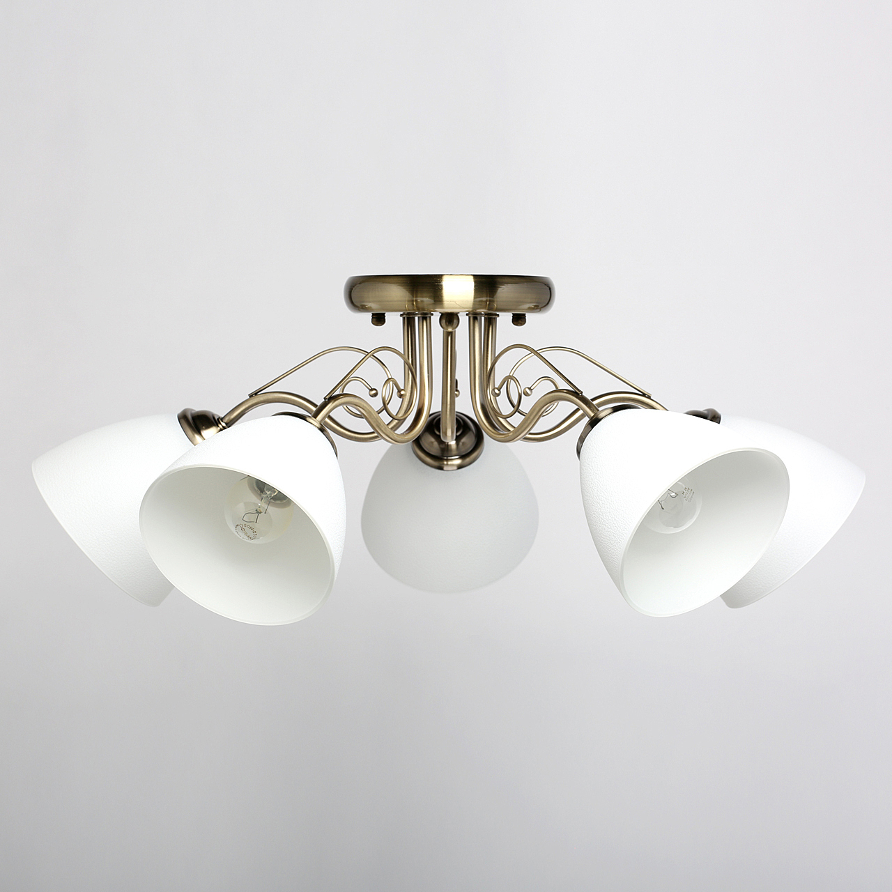 Потолочная люстра De Markt Грация 677012705